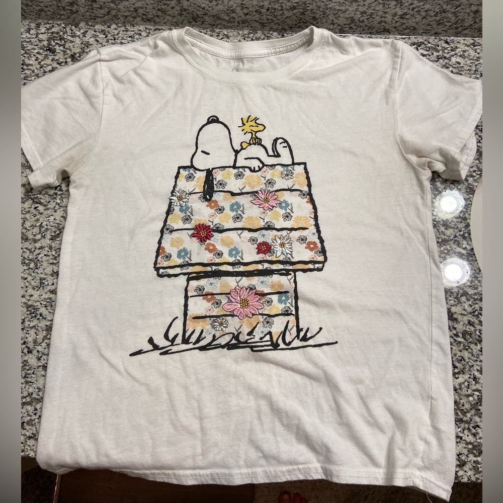 Snoopy T shirt